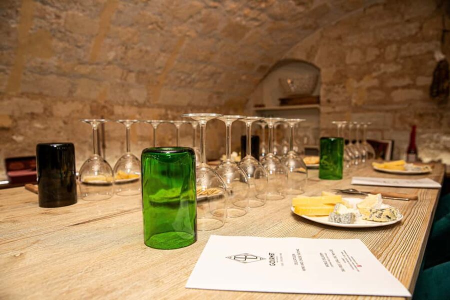 Paris: Wine & Cheese Tasting Master Class Near Eiffel Tower - Practical timing tips so you enjoy the rest of your day