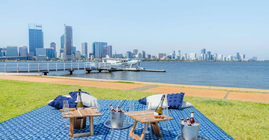 Perth: Scenic Seaplane Tour with Cheese Board & Champagne - Safety briefing and the captain-led handoff