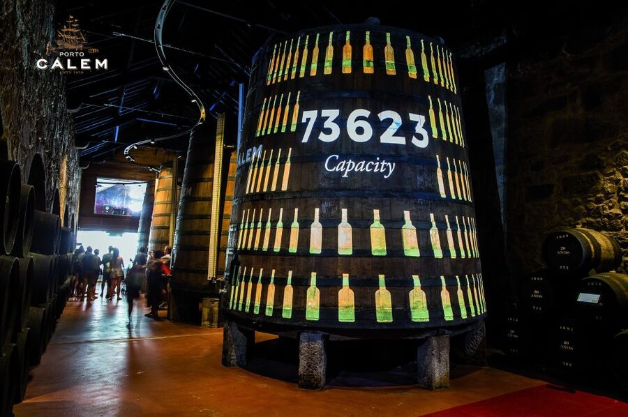 Porto: Cálem Cellar with Chocolate, Cheese, and Wine Tasting - Key things to know before you go