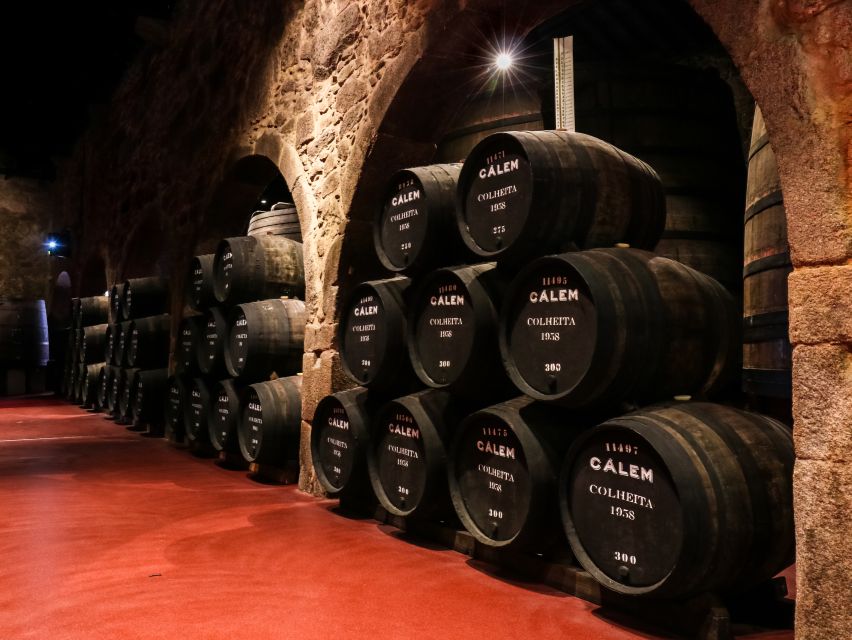 Porto: Cálem Cellar with Chocolate, Cheese, and Wine Tasting - The tasting flight: Late Bottle Vintage, Vintage, and 20 years old Tawny