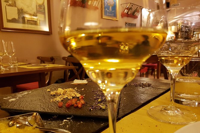 Private 2-Hour Italian Cheese and Wine Tasting in Rome - Lunch-Time vs Early Evening: Picking the Right Session