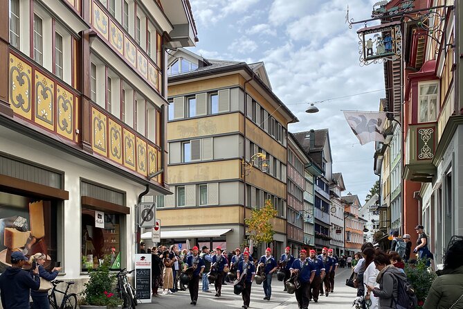 Private Guided Swiss Alps Day Trip from Zurich with Hotel Pick-Up - Who Should Book This Day Trip (And Who Should Think Twice)