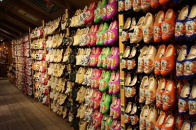 Private Sightseeing Tour to Windmills Cheese Farm and Volendam - Zaanse Schans windmills: the wooden shoe moment you’ll remember