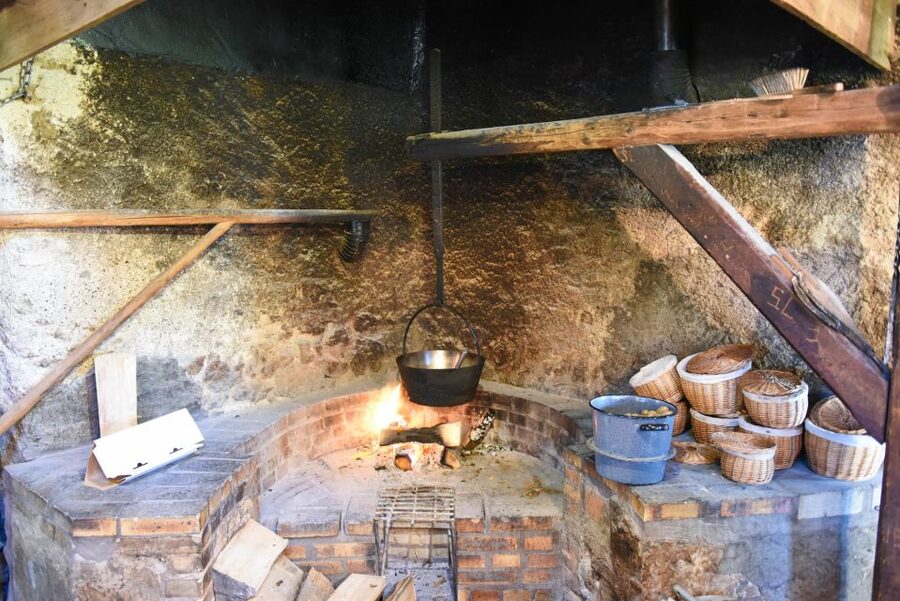 Private Swiss Cheese & Chocolate Tasting Trip in Gruyeres - La Maison du Gruyère: Cheese-Making You Can Actually Understand