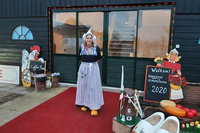 Private Tour of Simonehoeve Cheese Farm and Clog Factory - Simonehoeve in Katwoude: what this private tour is really like