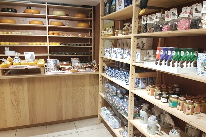 Private Tour of Simonehoeve Cheese Farm and Clog Factory - Private tour flow: timing, language, and the “no big group” comfort
