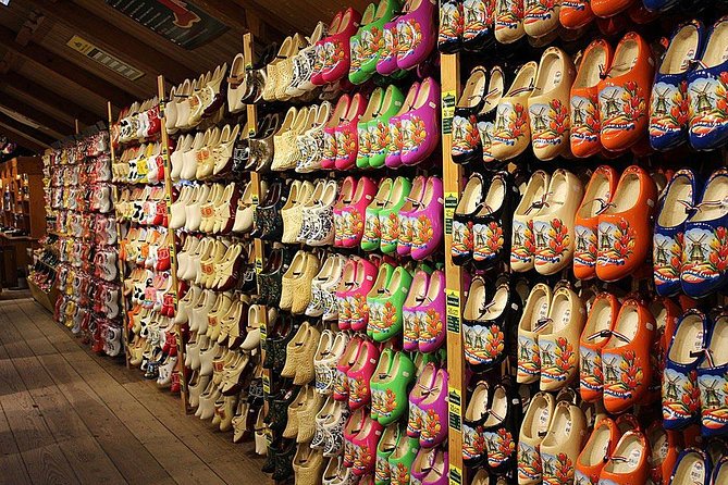 Private Zaanse Schans & Volendam Tour: Windmills, Cheese & Clogs - Getting picked up in Amsterdam (and using the Wi‑Fi like a pro)