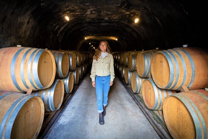 Queenstown Classic Wine Tour: 3 Winery Visits, Cave Tour & Cheese - Key points to know before you go