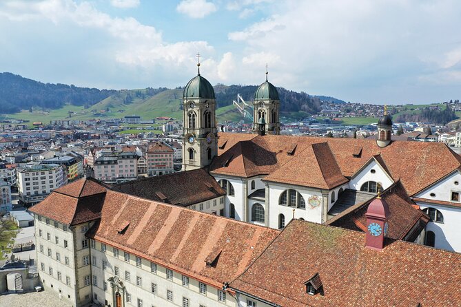 Rapperswil, Cheese, and Lindt Home of Chocolate from Zurich - Rapperswil’s roses and castle: a medieval break with actual time to enjoy