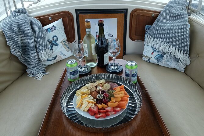 Romantic Luxury Boat Cruise with Wine Cheese Sea LionTours - Getting there: Brizo Bar in Marina del Rey and how to time your arrival
