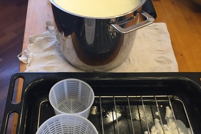 Semi Private tasting and Cheese-making Class in Florence - What Happens During the Cheese-Making Part