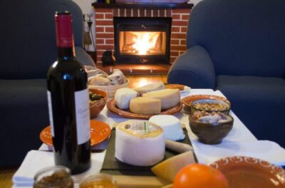 Serra da Estrela: Serra da Estrela cheese tasting - What you’ll taste: sheep, goat, wine, jams, and regional pairings