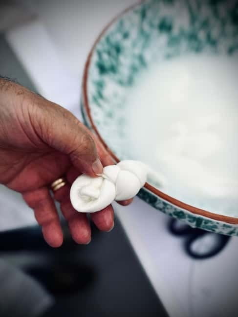 Sorrento: Mozzarella experience. Say CHEESE with us! - Lemon Drinks in Sequence: From Refreshing to All-In Limoncello