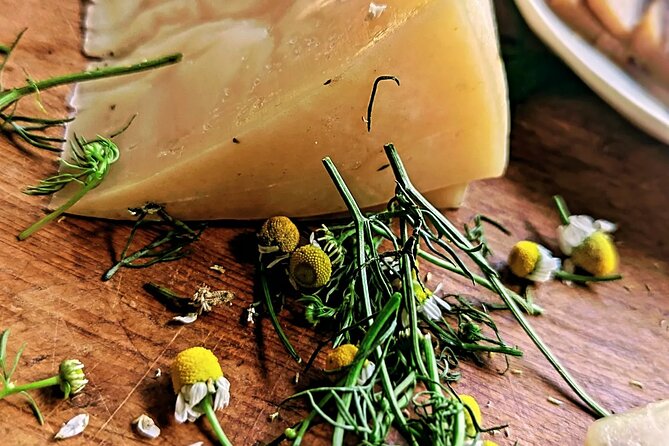 Taste of Europe in Mexico: History and Flavors of Artisan Cheese - Condiments with real clout: membrillo, cajeta, and orange blossom honey