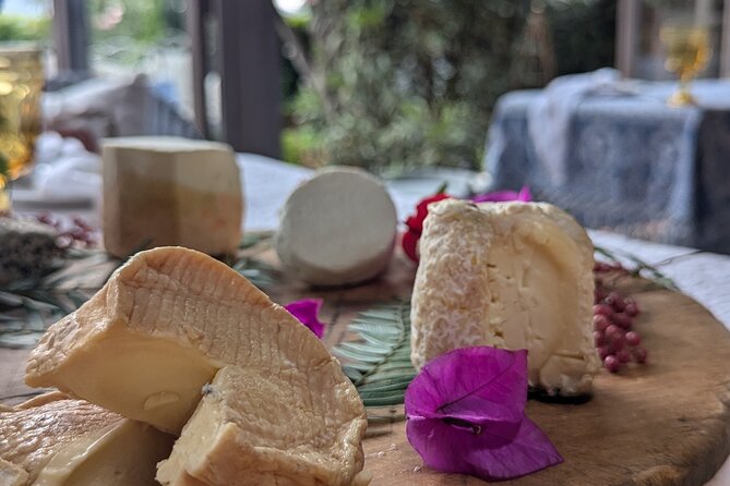 Taste of Europe in Mexico: History and Flavors of Artisan Cheese - Dessert after cheese: pistachio cheesecake, goat panna cotta, fig tart
