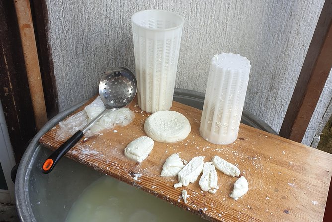 Troodos Mountains Halloumi Making: All Inclusive Workshop & Tour - Pano Lefkara: the lace village stop with time to shop
