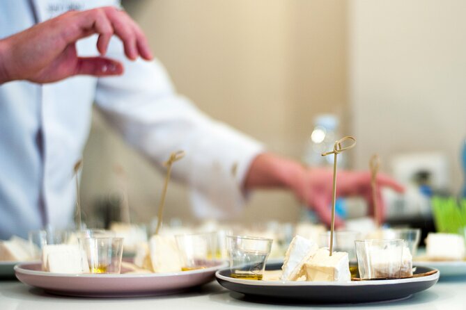 Turin Food Tasting Experience: Oil, Wine & Cheese - The 90-Minute Flow: Oil, Wine, Cheese in City-Center Shop