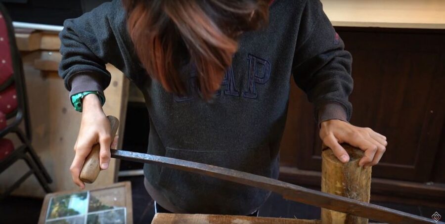 Volendam: 2-Hour Clogmaking Workshop and Cheese Tour - Where Simonehoeve fits: clogs and cheese in North Holland