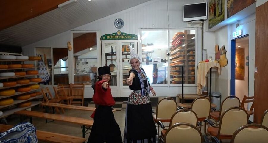 Volendam: Traditional Costume Photo with Cheese & Clog Tour - Should you book the Volendam costume photo and cheese-and-clog tour?