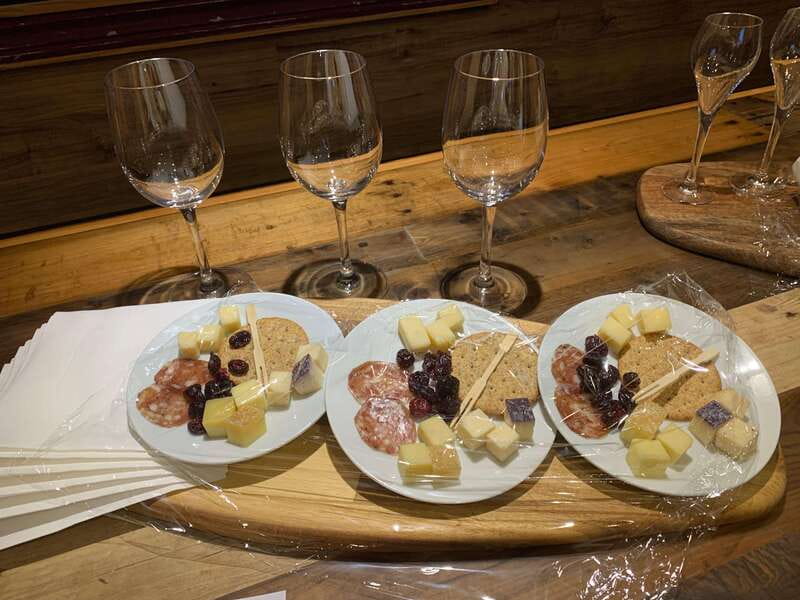 Wine & Cheese Afternoon Wine Tours in NOTL - Niagara-on-the-Lake Wine Country, Minus the Planning