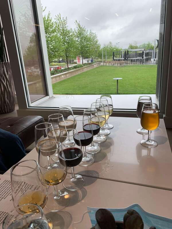 Wine & Cheese Afternoon Wine Tours in NOTL - Three Wineries, One Afternoon: What Each Stop Brings