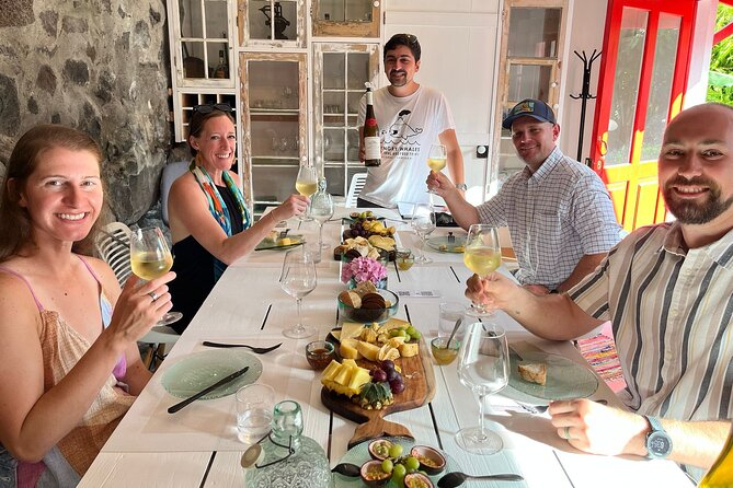 Wine, Cheese & Charcuterie Tasting, including complimentary tour - The optional short downtown walk: a quick way to orient yourself