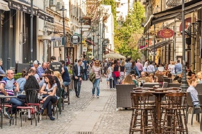 Wine tasting in Bucharest Old town - bonus cheese platter - The Old Princely Court and Stavropoleos Church: what to watch for on the details