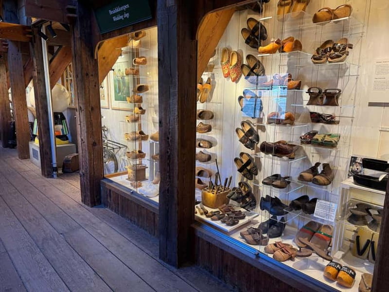 Zaanse Schans & Volendam Private Tour: Windmills and Cheese - Timing: 5 hours is short, so plan your priorities