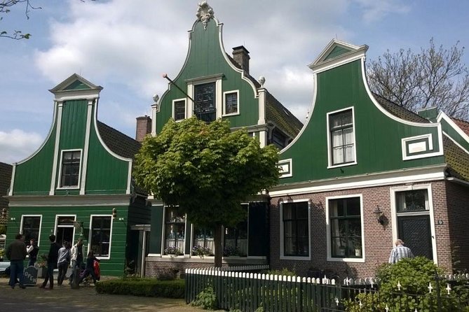 Zaanse Schans Windmills, Clogs and Dutch Cheese Small-Group Tour from Amsterdam - Molen De Kat paint mill: wind power turned into color