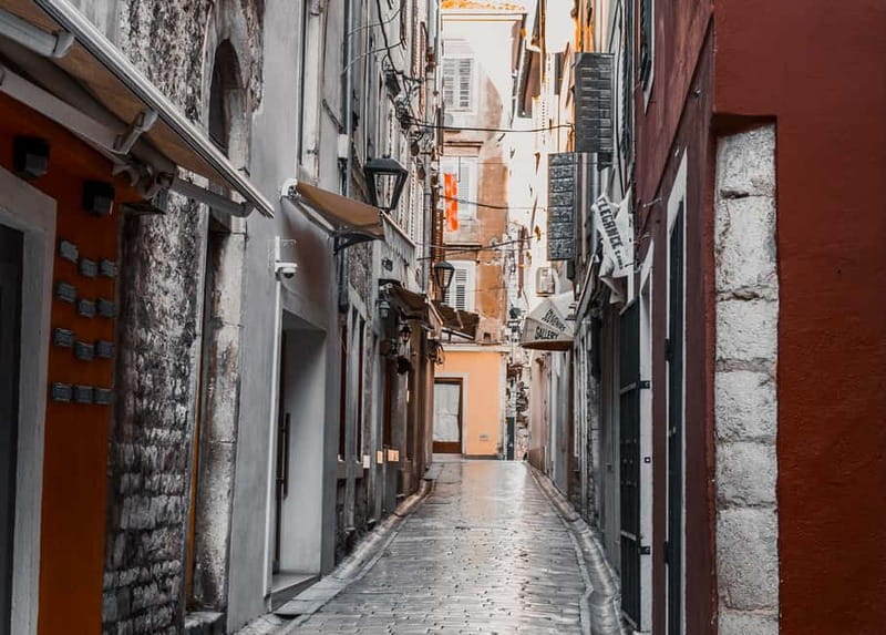 Zadar Walking Tour sponsored by Gligora Cheese and deli. - Choosing the Right Time Slot: Morning or Afternoon
