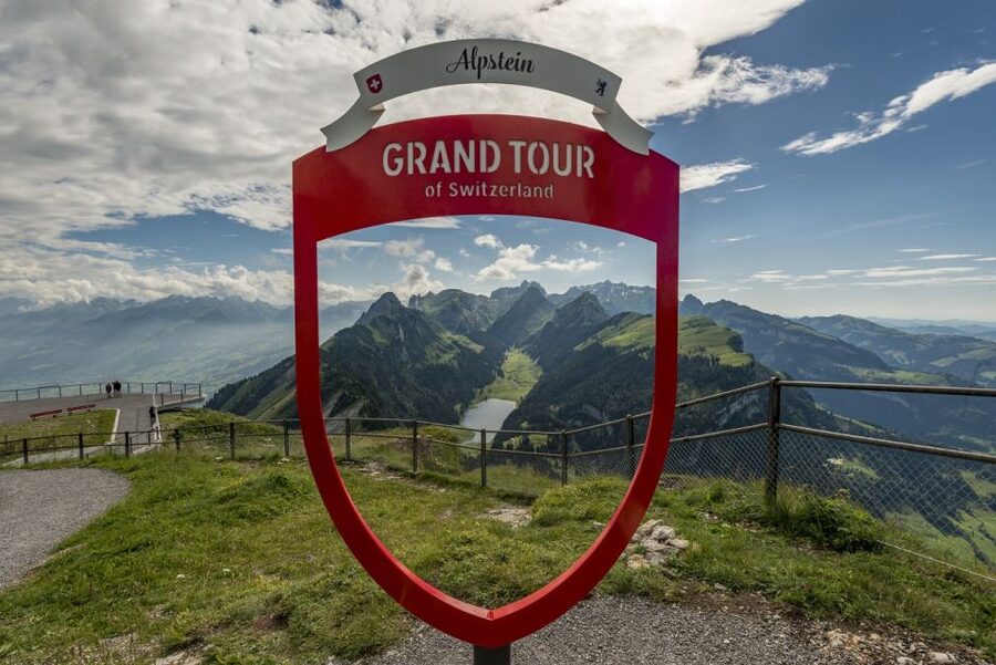 Zurich: Appenzell Day Trip with Farm Visit & Cheese Tasting - Transportation, timing, and comfort on an 11-hour day