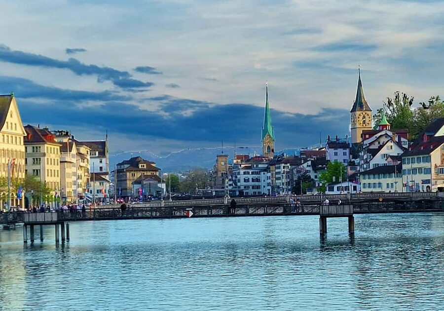 Zurich Open-top Tour and Chocolate and Cheese Countryside - Key Points at a Glance