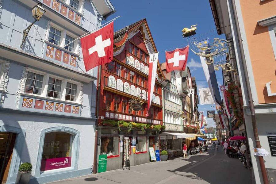 Zurich Open-top Tour and Chocolate and Cheese Countryside - Timing, Comfort, and the One Real Risk: Where You’ll Need to Pay Attention